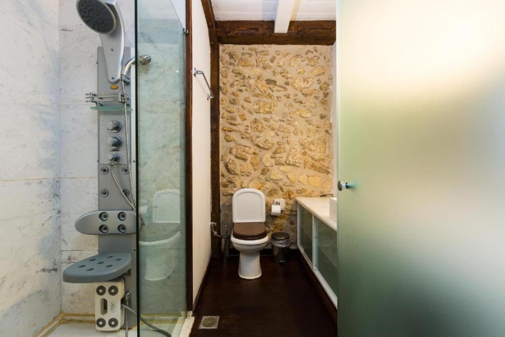 Volakas Beachfront Suites Rethymno  Exterior photo